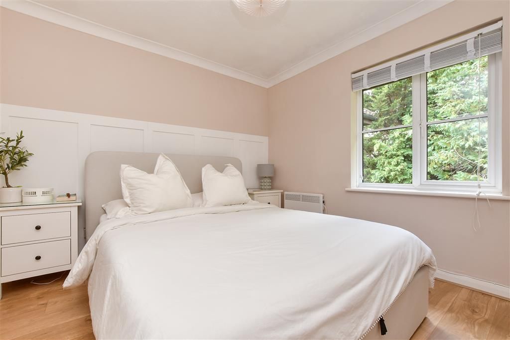 Property photo 3 of 13 Bedroom 1