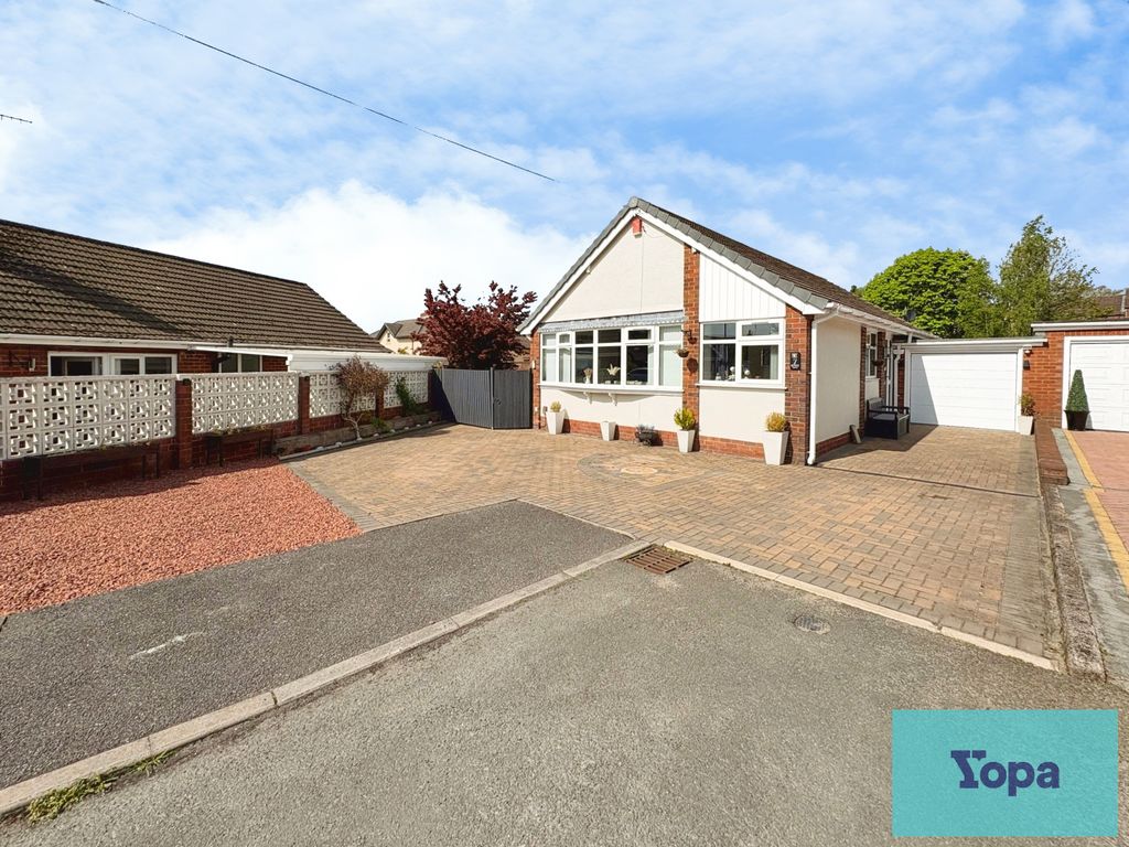 Property photo 1 of 28 Front