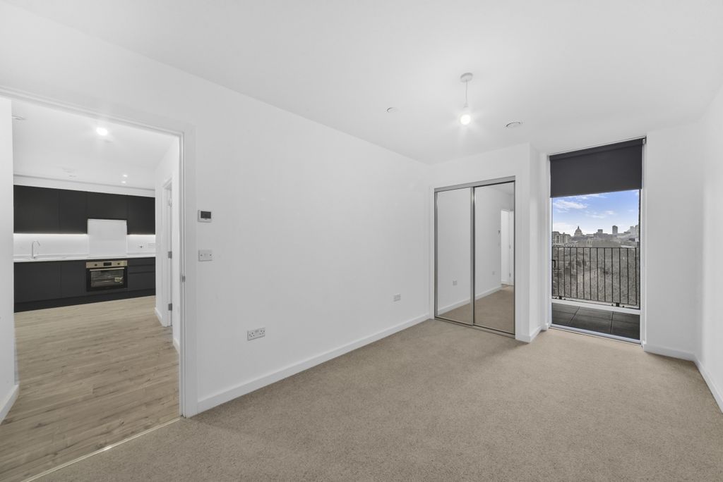 Property photo 2 of 12 Dsc_5117_High