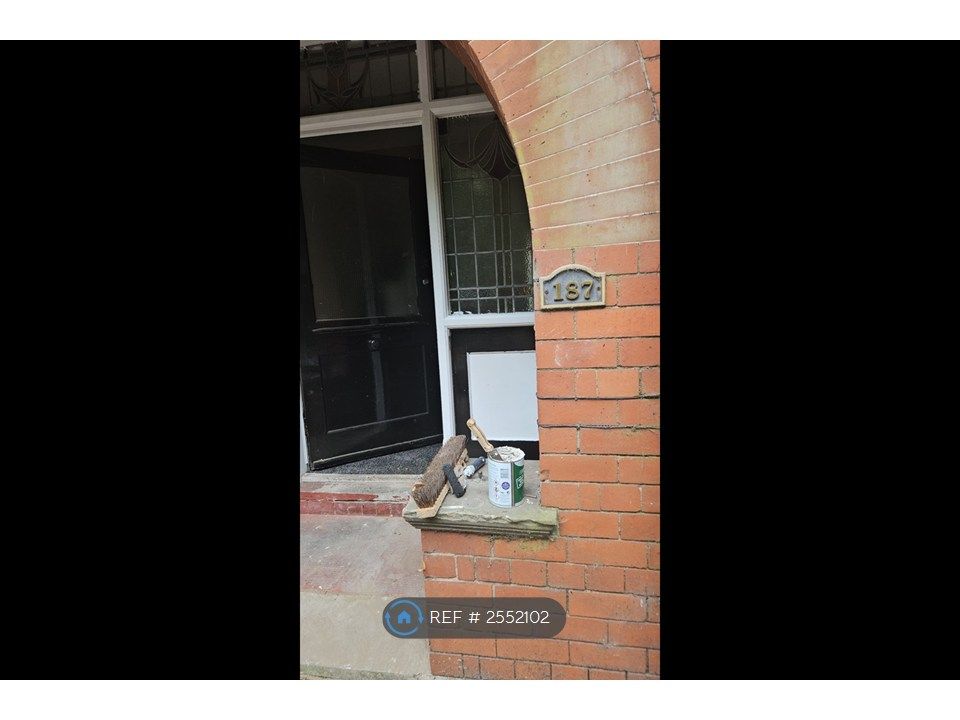 Property photo 1 of 35