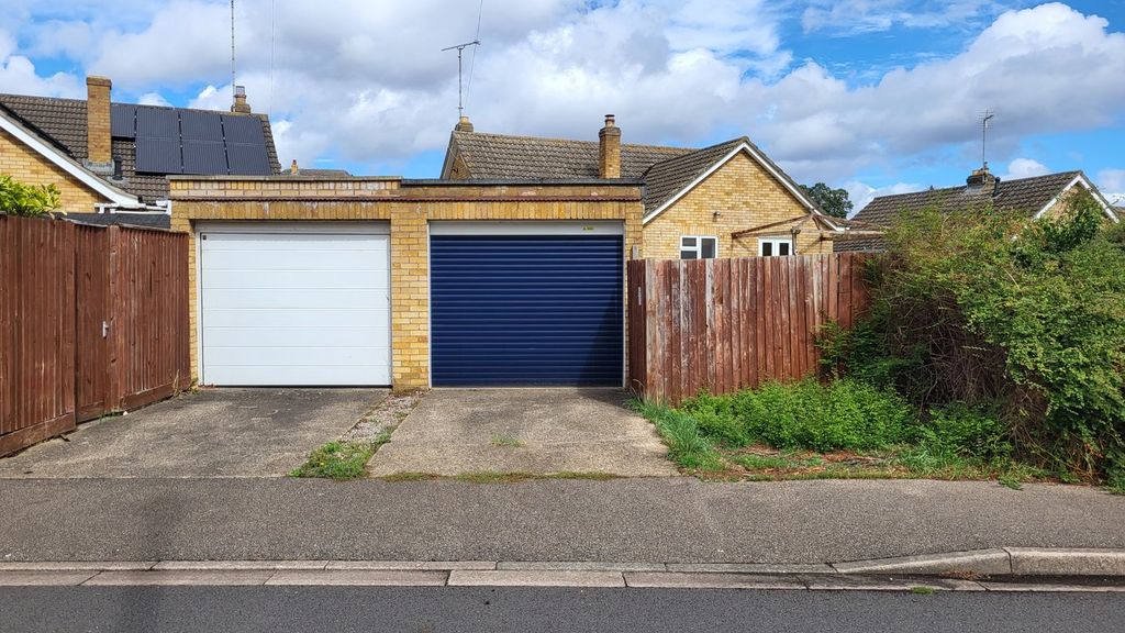 Property photo 3 of 14