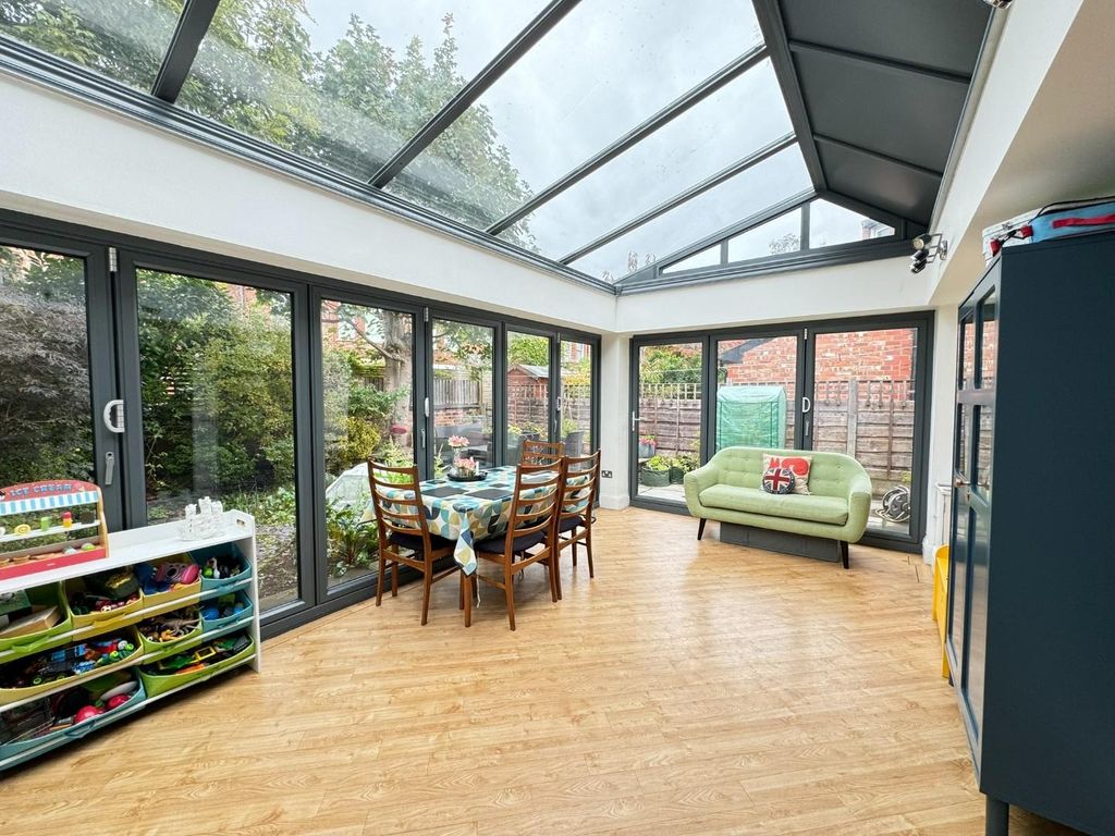 Property photo 3 of 26