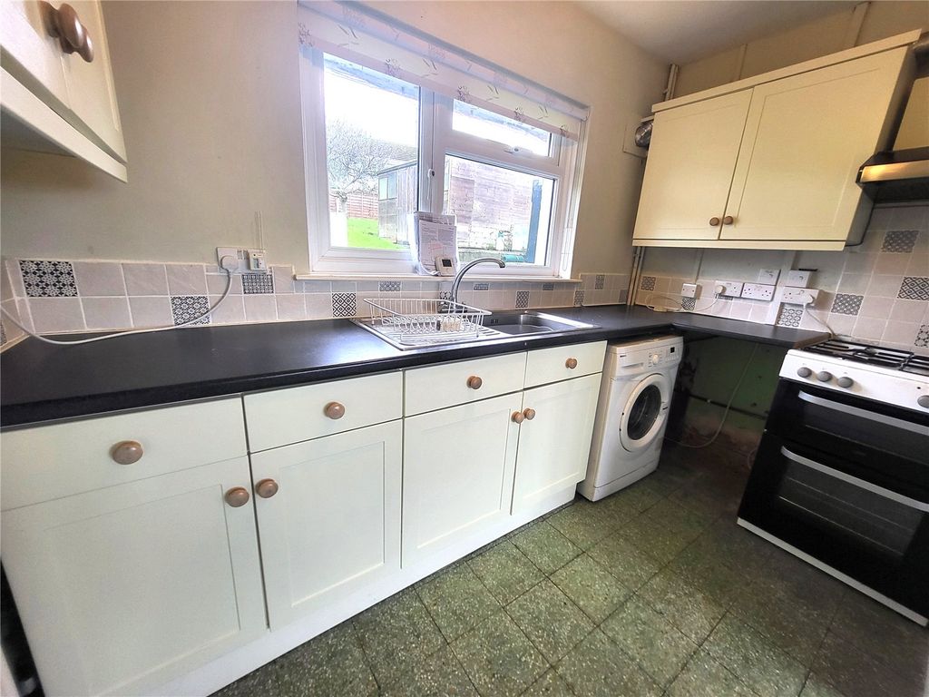 Property photo 3 of 19 Picture No. 02