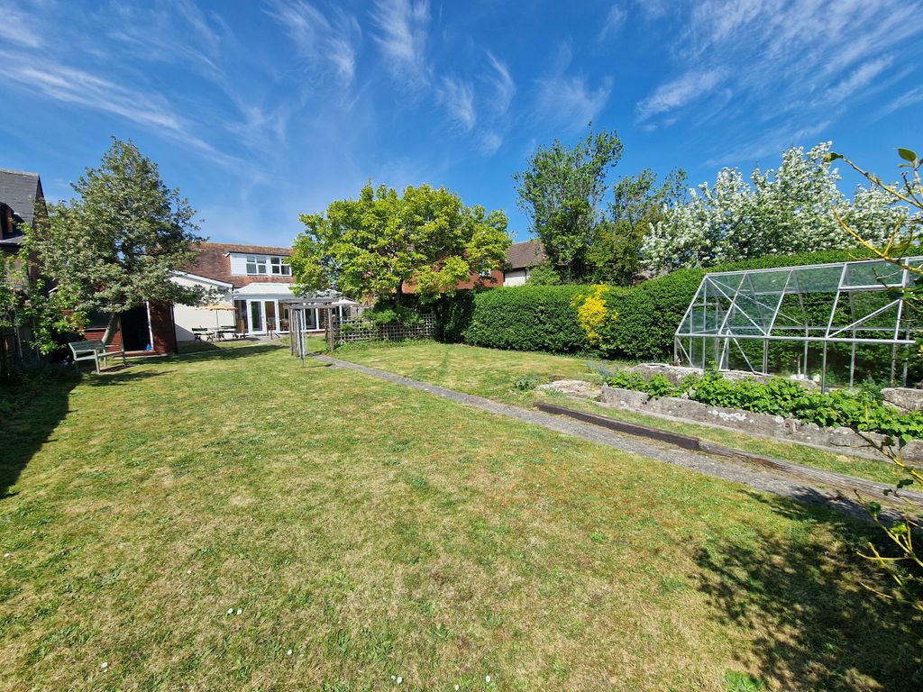 Property photo 1 of 22 Rear Garden-Angle 1