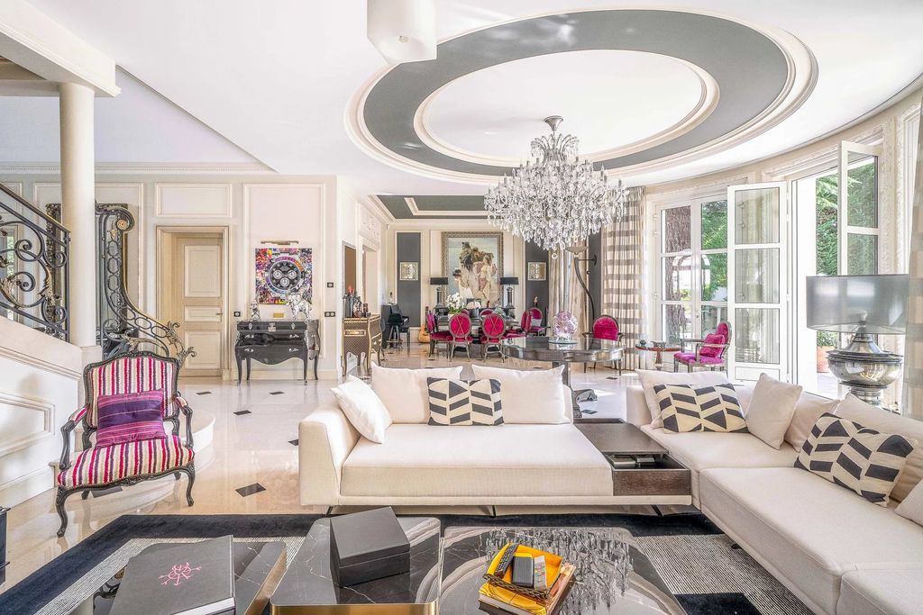 Property photo 2 of 14