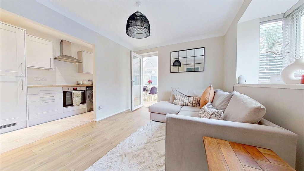 Property photo 2 of 14 Picture No. 09