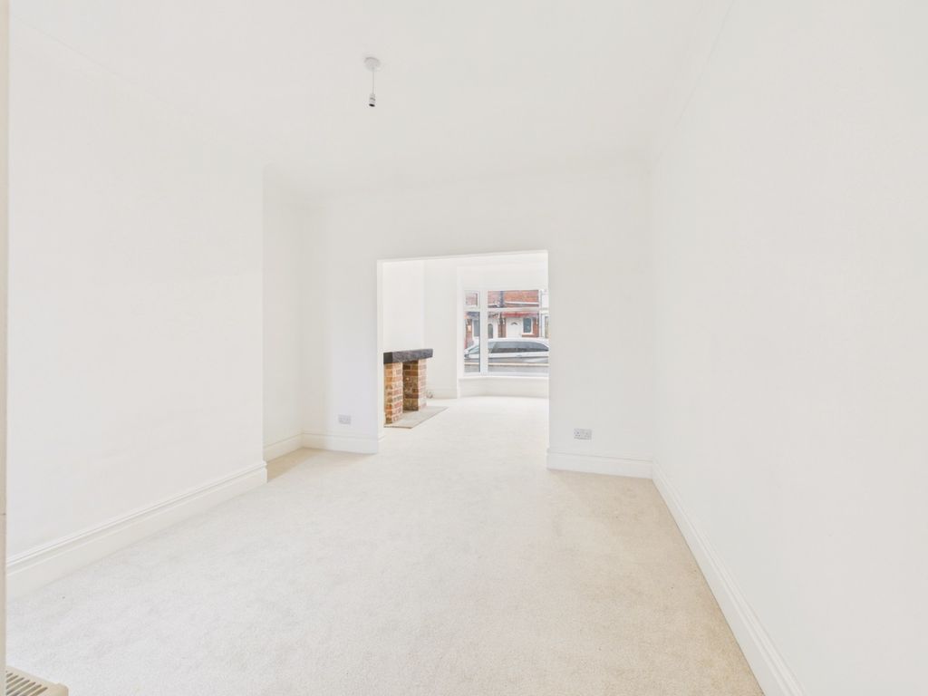 Property photo 2 of 18 5344922