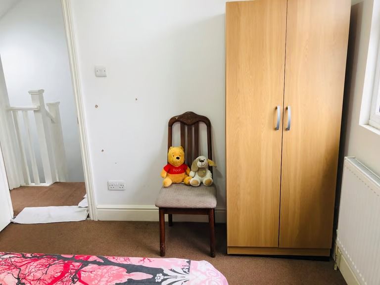 Property photo 2 of 5