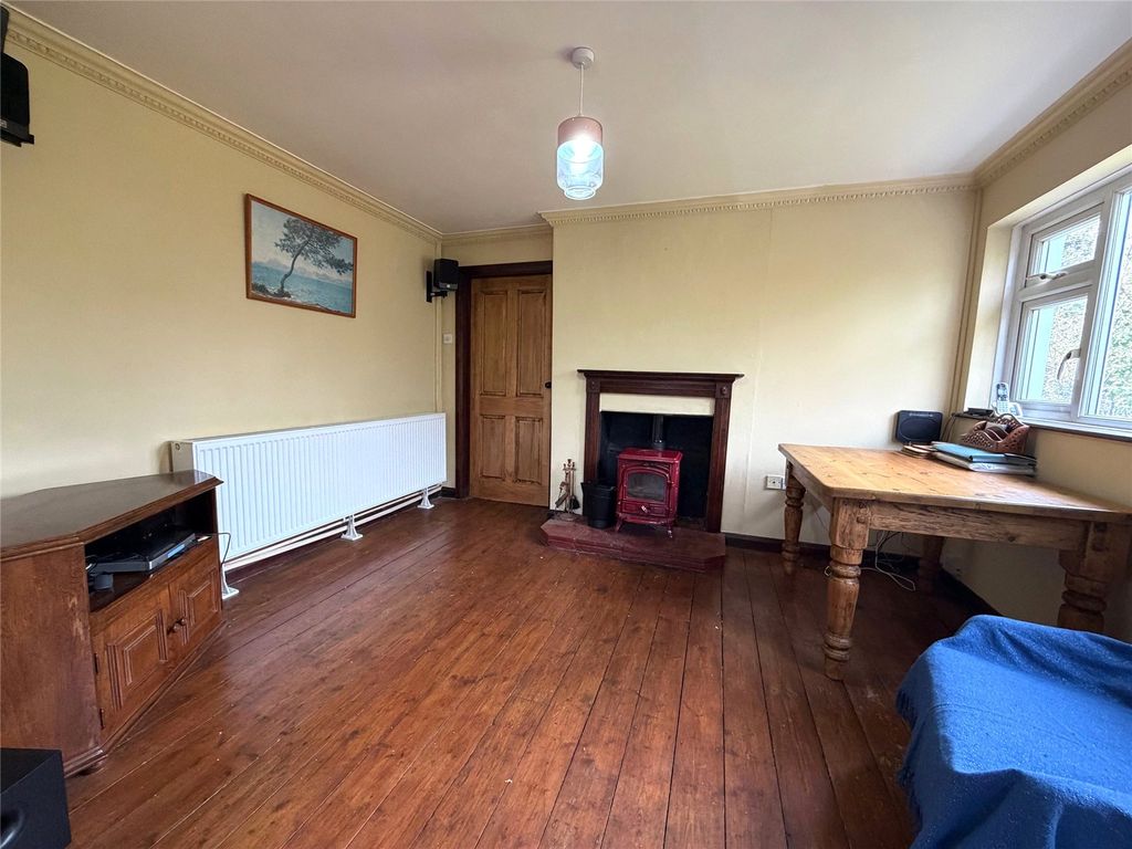 Property photo 3 of 20 Picture No. 04