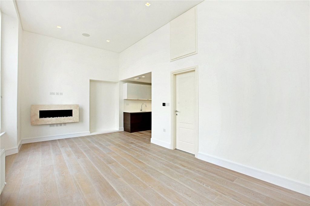 Property photo 3 of 7 Picture No. 09