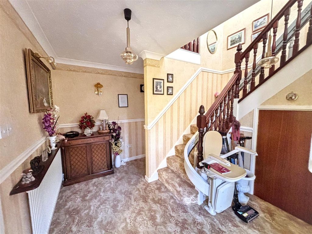 Property photo 3 of 20 Img_1073.Jpg