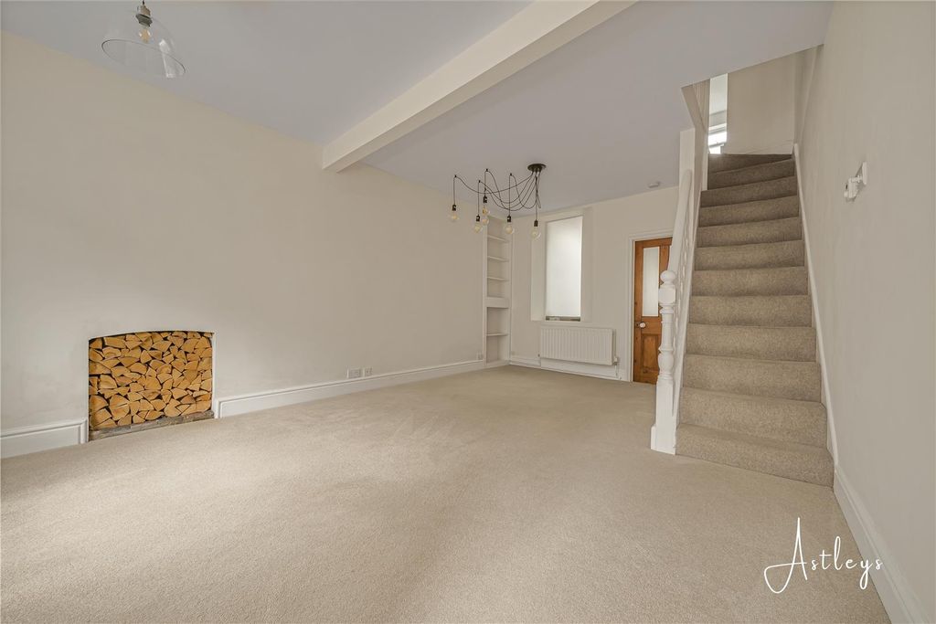 Property photo 2 of 29 Lounge/Dining Room