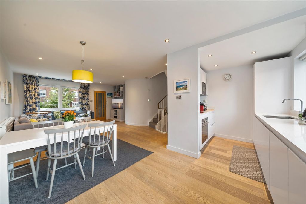 Property photo 1 of 11 2.Jpg