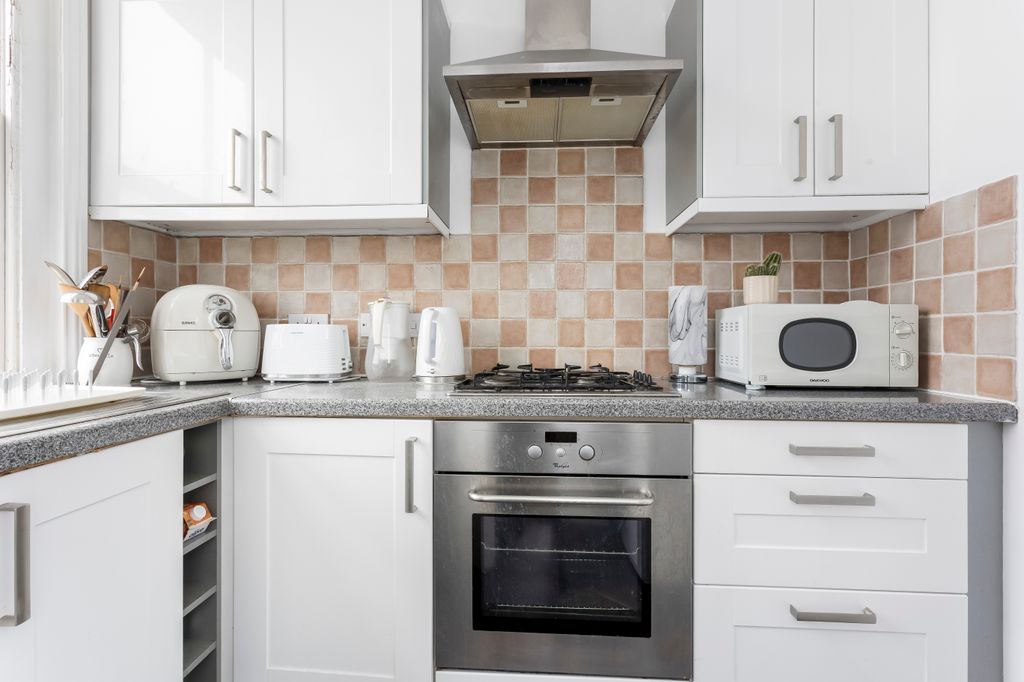 Property photo 3 of 13 Iren2768