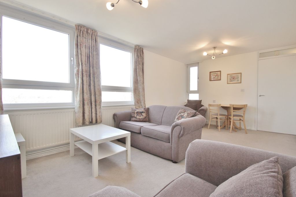 Property photo 2 of 13 Photo 10