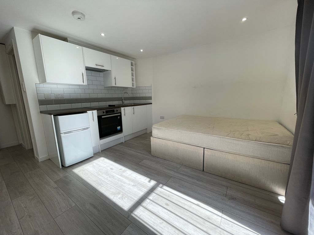 Property photo 2 of 4