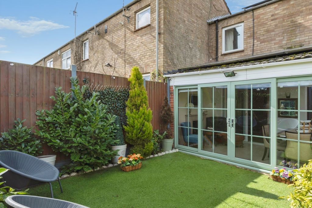 Property photo 1 of 19 Rear Garden
