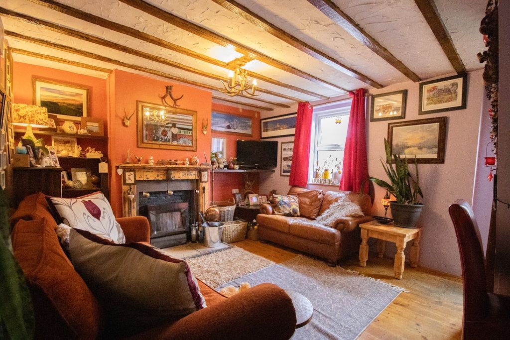 Property photo 3 of 26 4092654