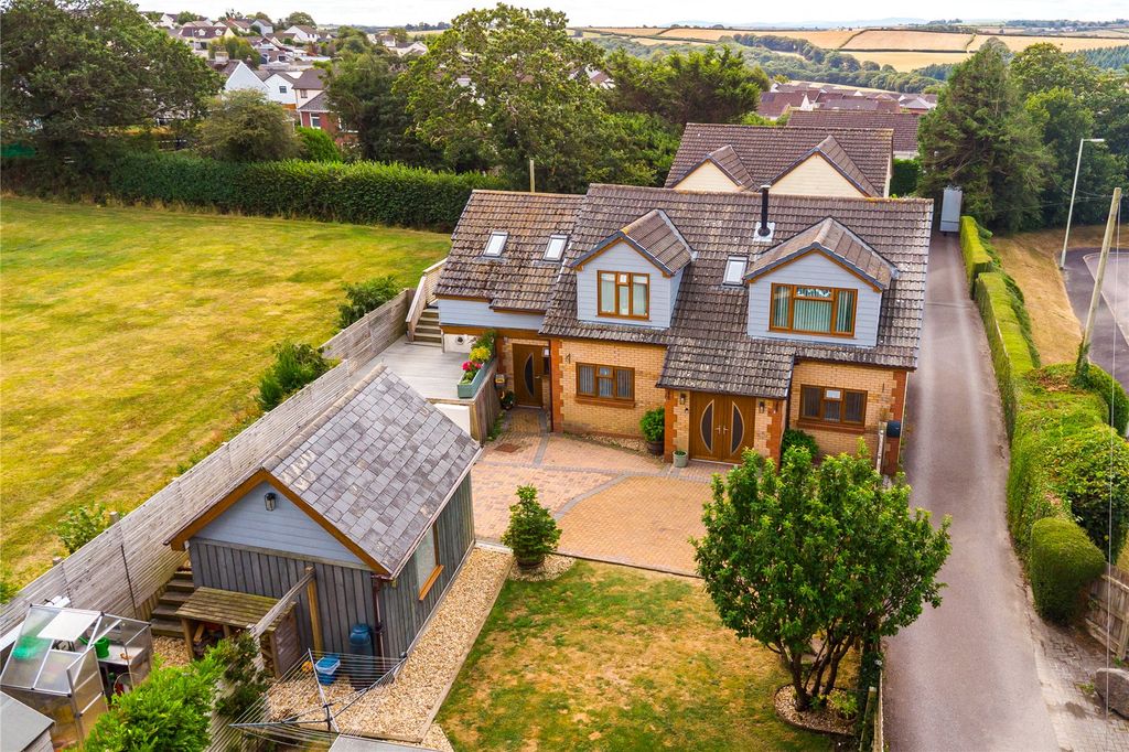 Property photo 1 of 51 Picture No. 59