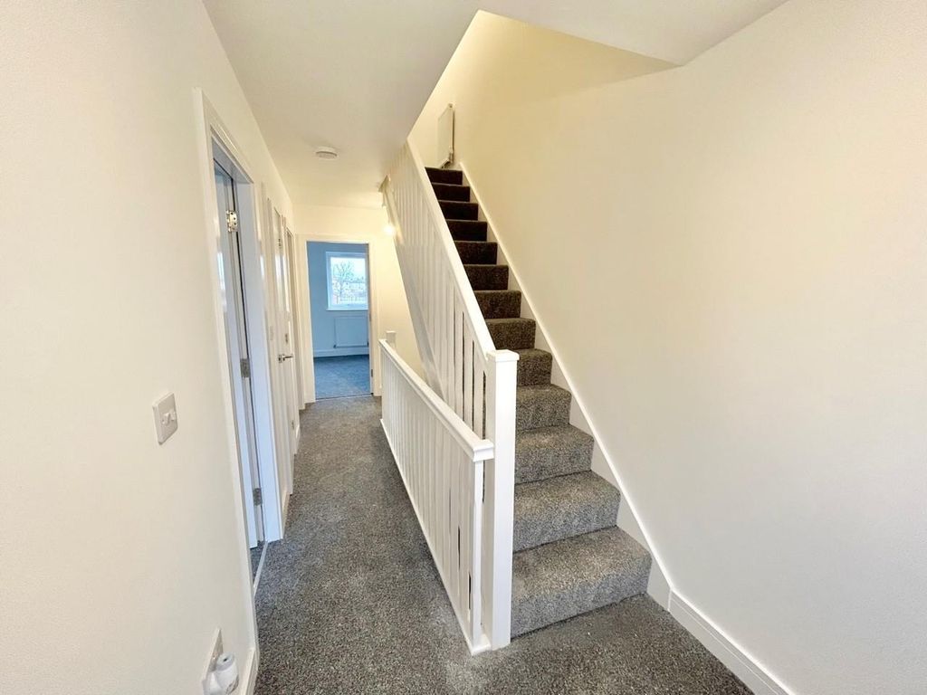 Property photo 3 of 17 6.Jpg