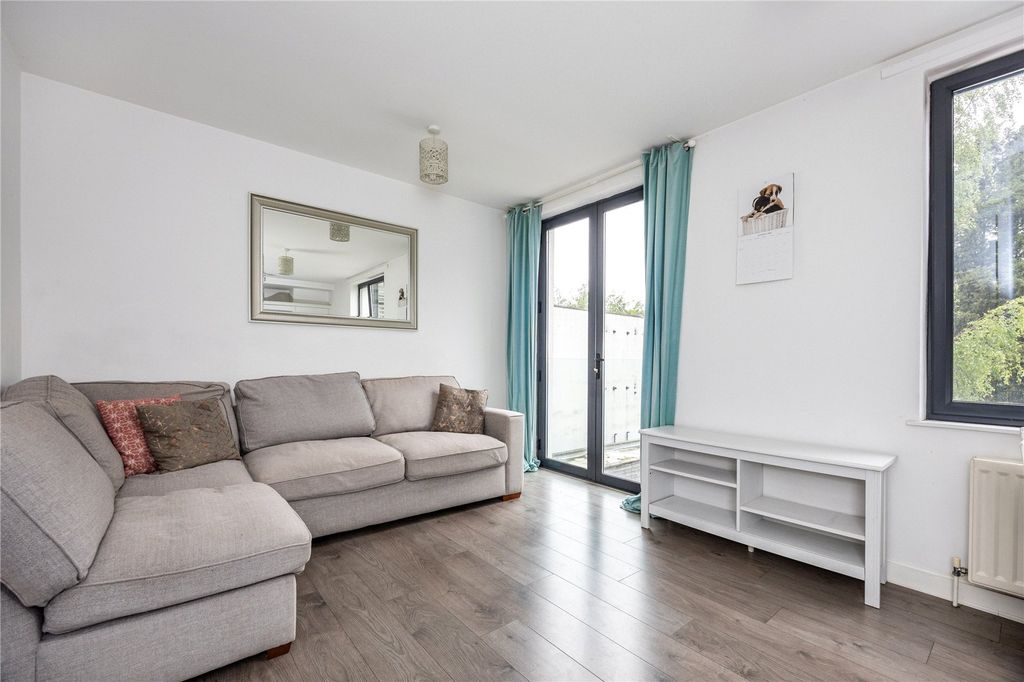 Property photo 2 of 10 Picture No. 02