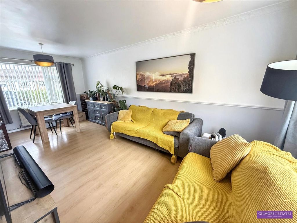 Property photo 2 of 11 K.Jpg