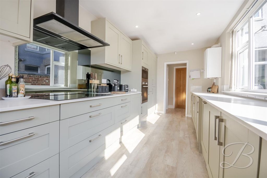 Property photo 3 of 34 Ccltd-4.Jpg