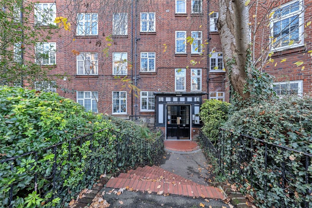 Property photo 3 of 7 Picture No. 30