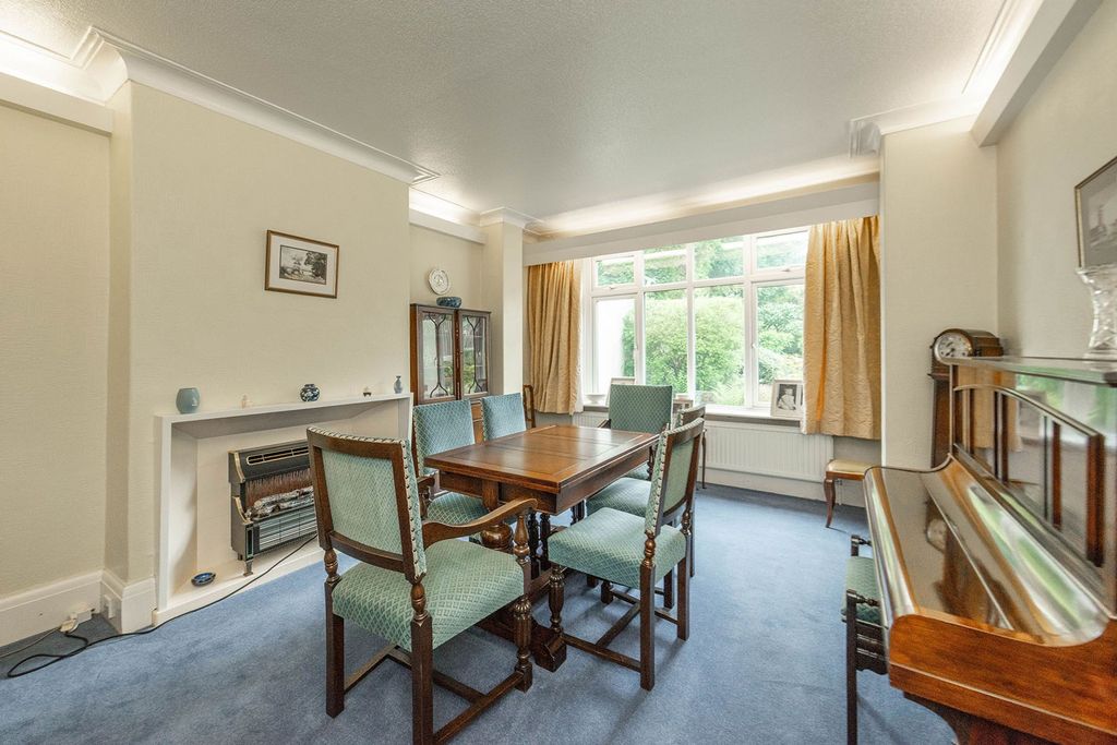 Property photo 3 of 30