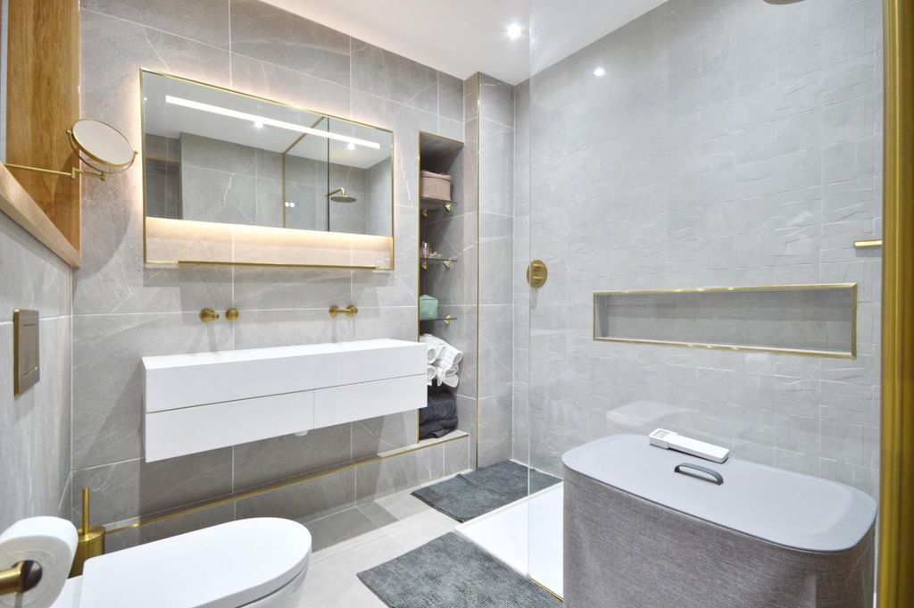 Additional image 19 of 2 bed flat for saleBath Road, Bitton, Bristol BS30