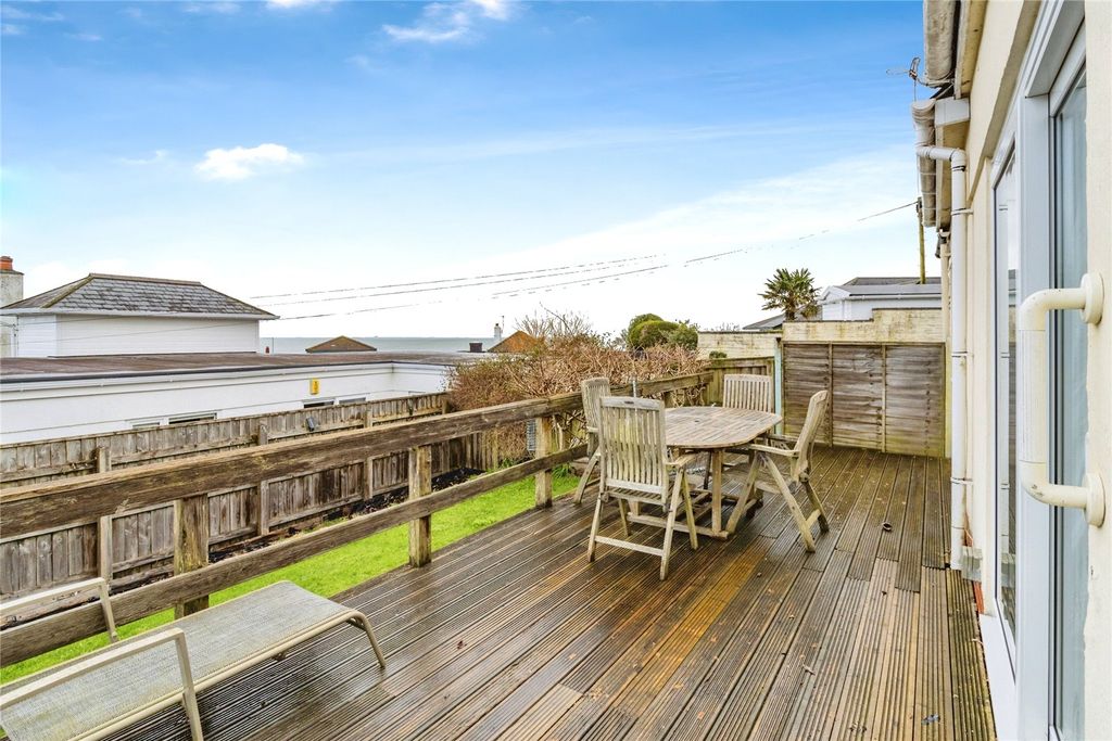 Property photo 1 of 29 Picture No. 23