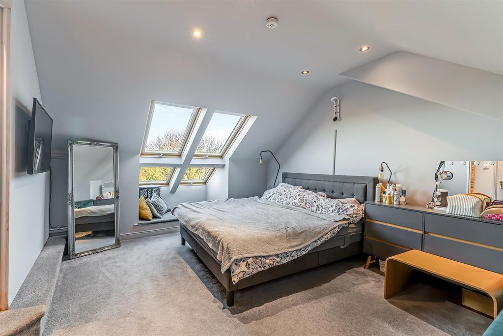 Property photo 3 of 25 Img_9376.Jpg