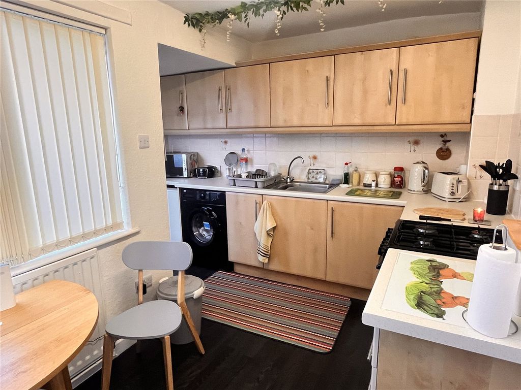 Property photo 3 of 13 Picture No. 09