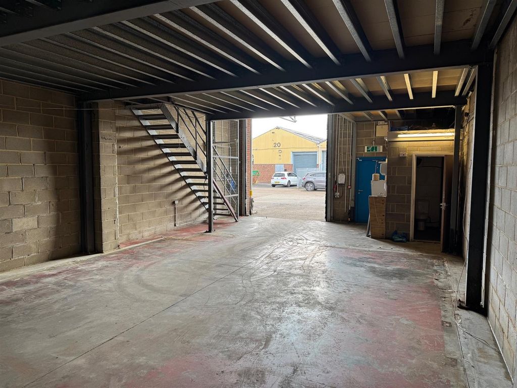 Property photo 3 of 8 Internal 2.Jpg