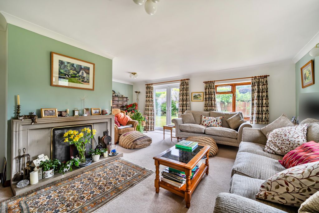 Property photo 3 of 38