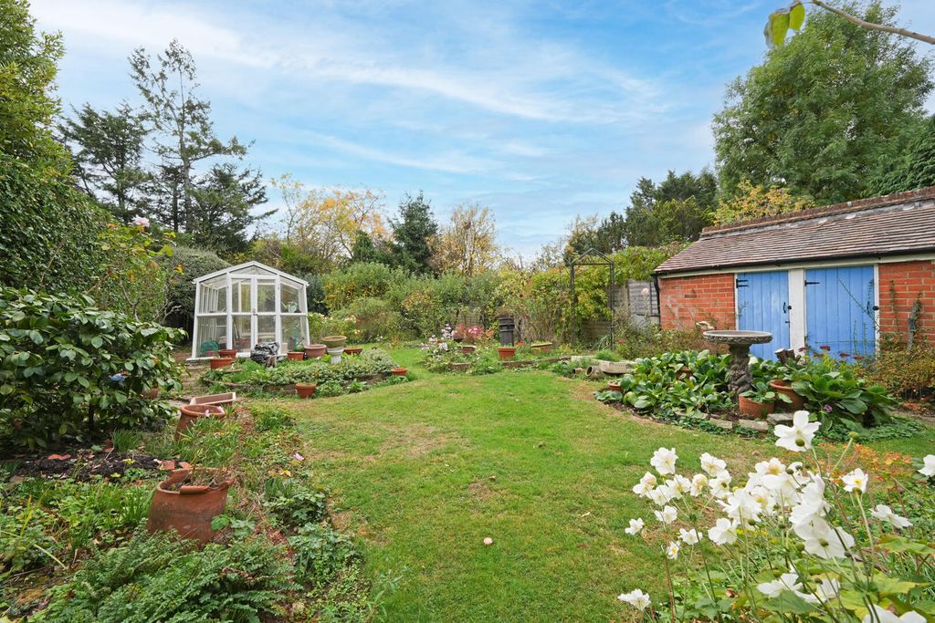 Property photo 3 of 22