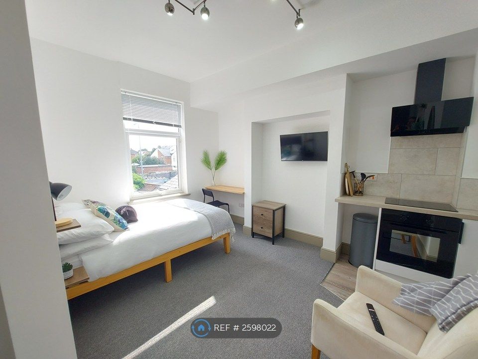 Property photo 2 of 10