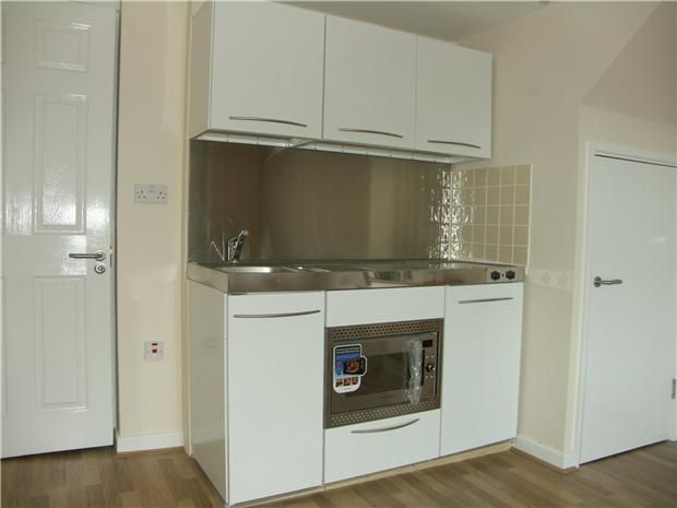 Property photo 2 of 5 Kitchen