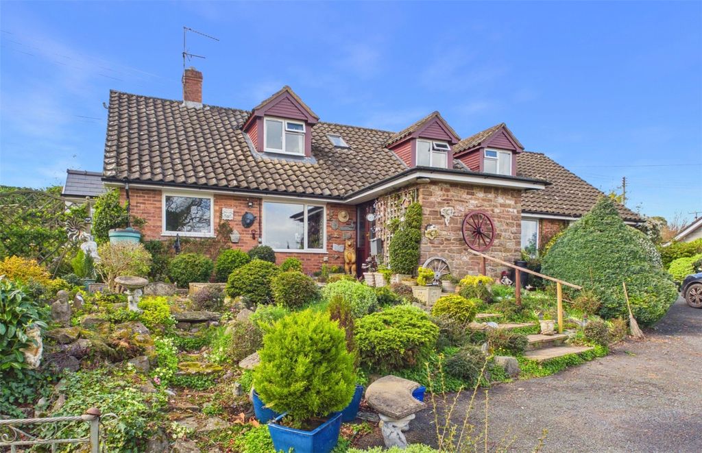 Property photo 1 of 29 Picture No. 03