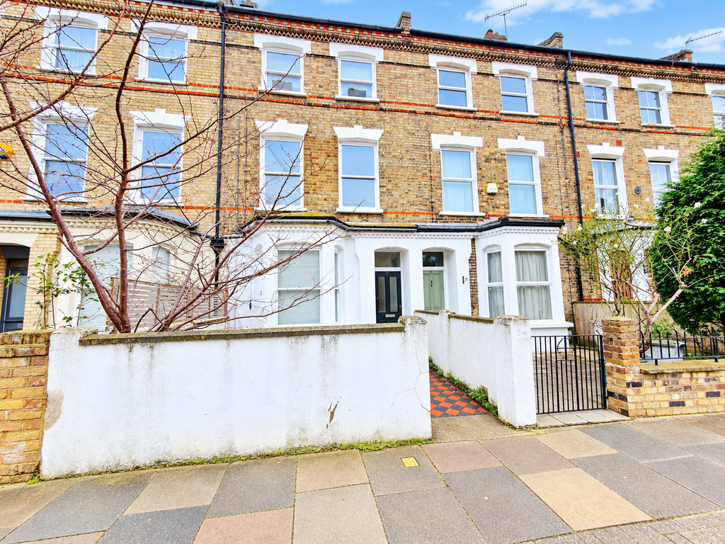 Property photo 1 of 9