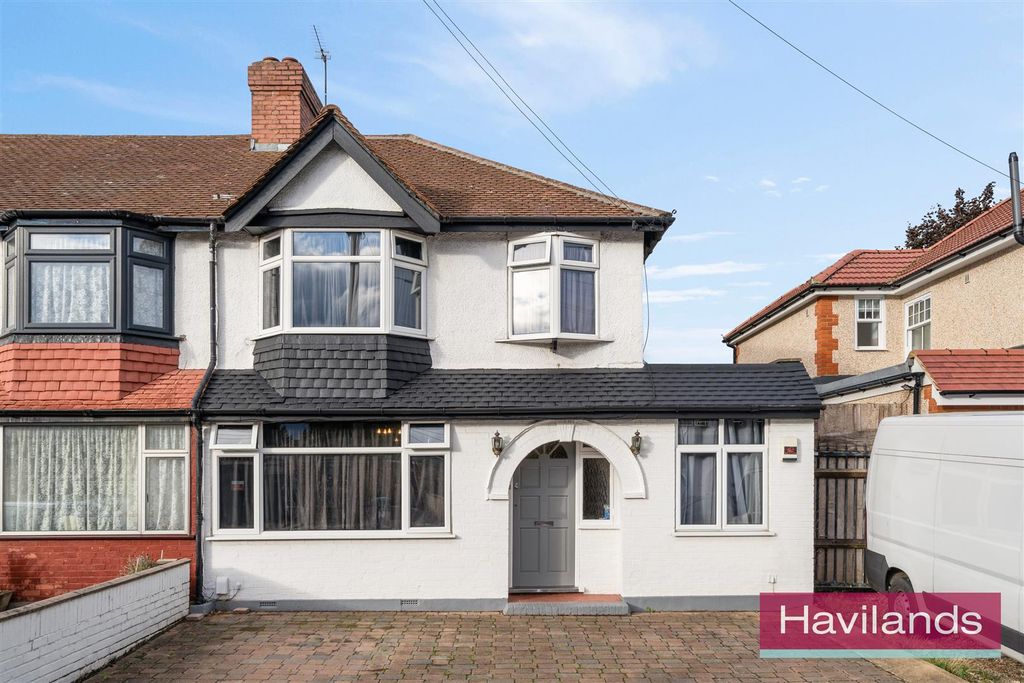 Property photo 1 of 20 Woodgrange Gardens-22.Jpg