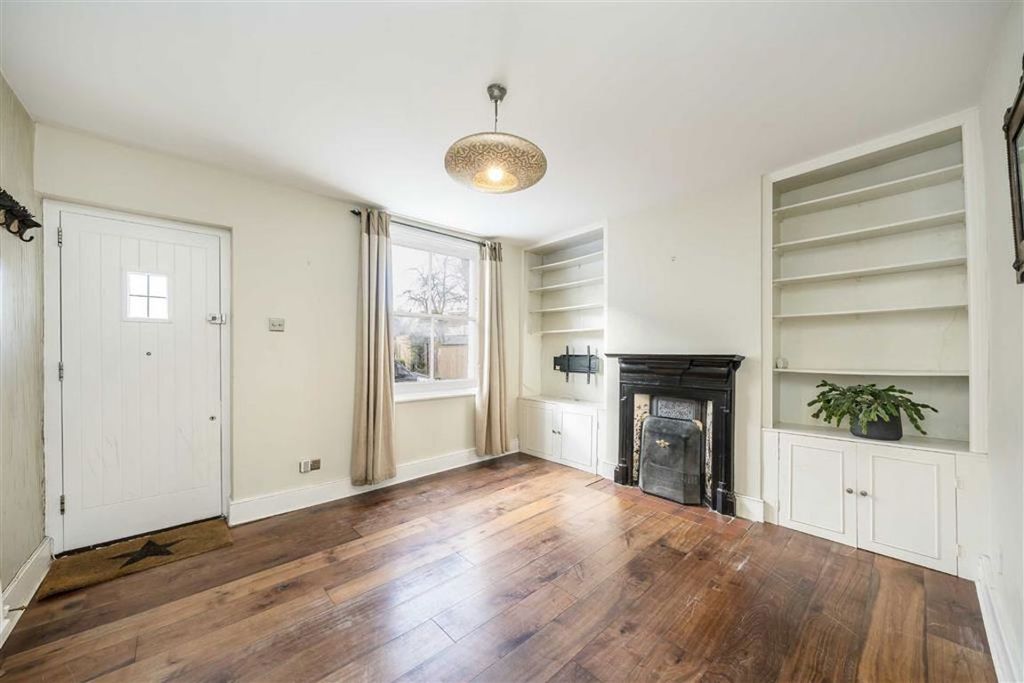 Property photo 1 of 5