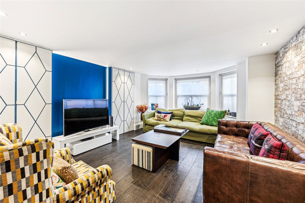 Property photo 3 of 24 Reception Room