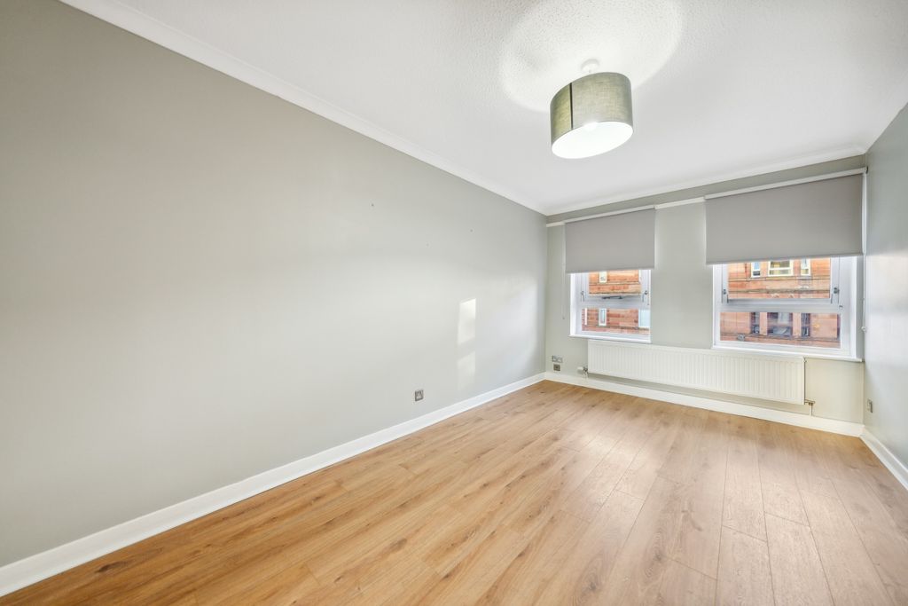 Property photo 2 of 11 2