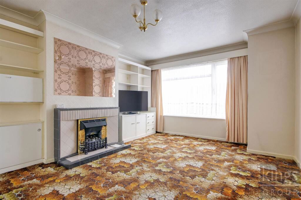 Property photo 3 of 19