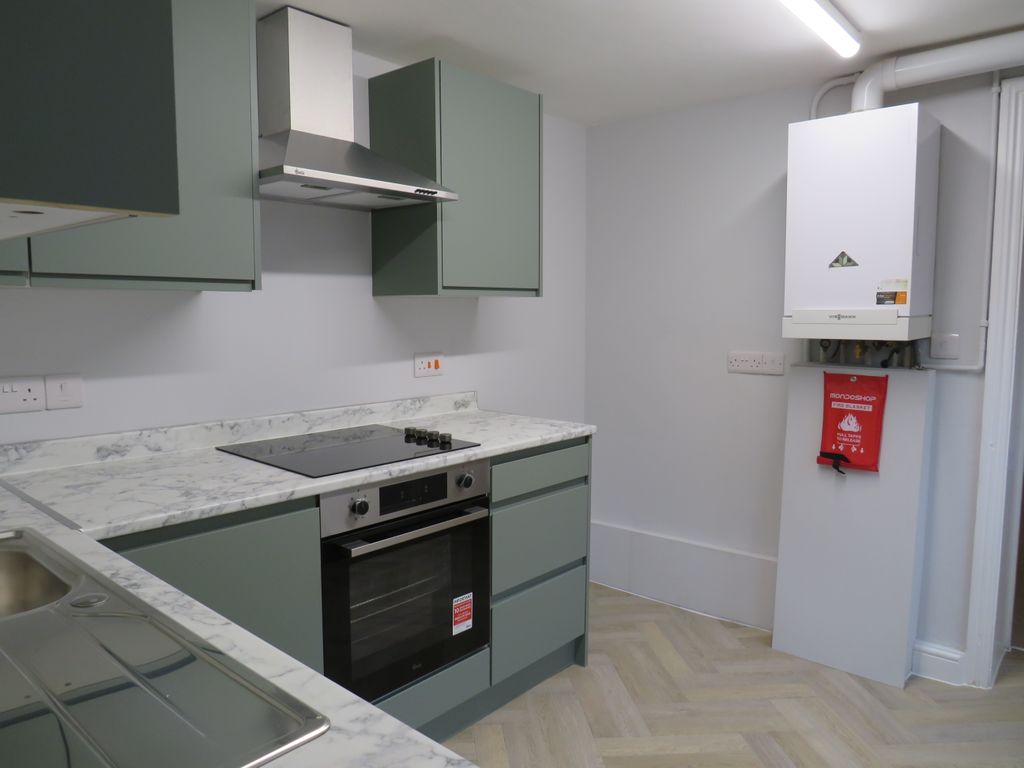 Property photo 3 of 14 Image