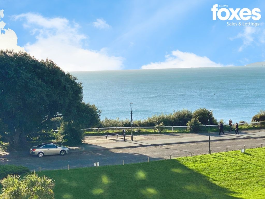 Property photo 2 of 12 4692883