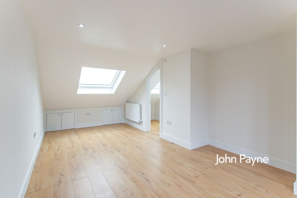 Property photo 2 of 10 Img_1072