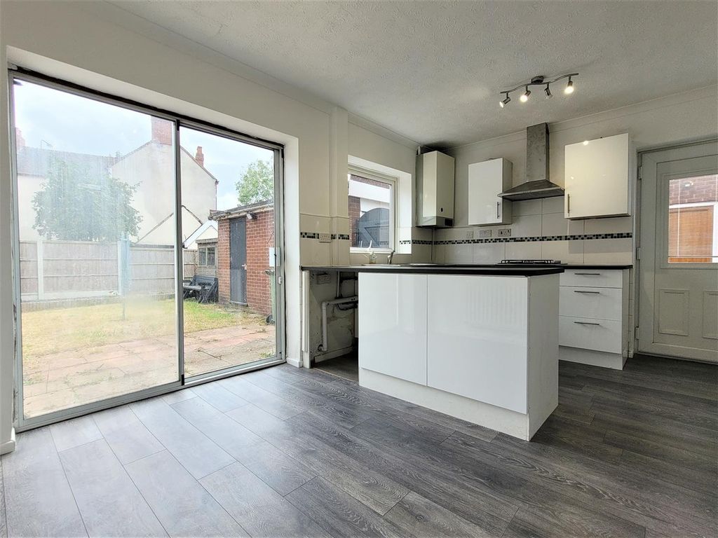 Property photo 3 of 9 Picture No. 05