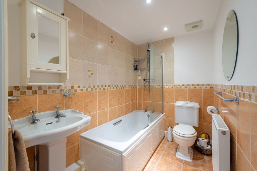 Additional image 7 of 2 bed flat for saleCastle Heights, Lynton EX35